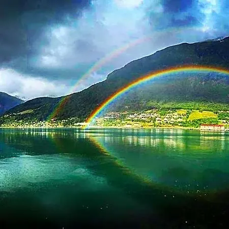 Nesset Fjordcamping היילה