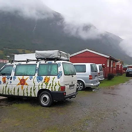 מלון Nesset Fjordcamping *