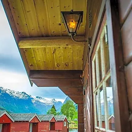 Nesset Fjordcamping * היילה