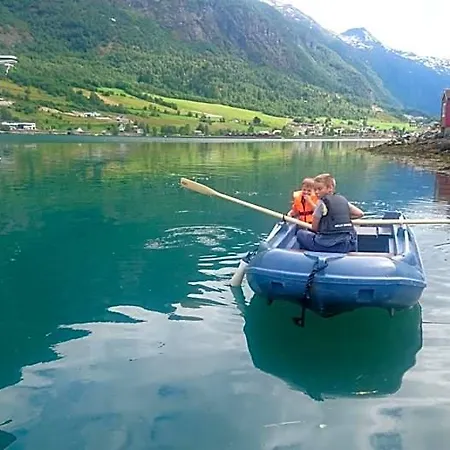 מלון Nesset Fjordcamping